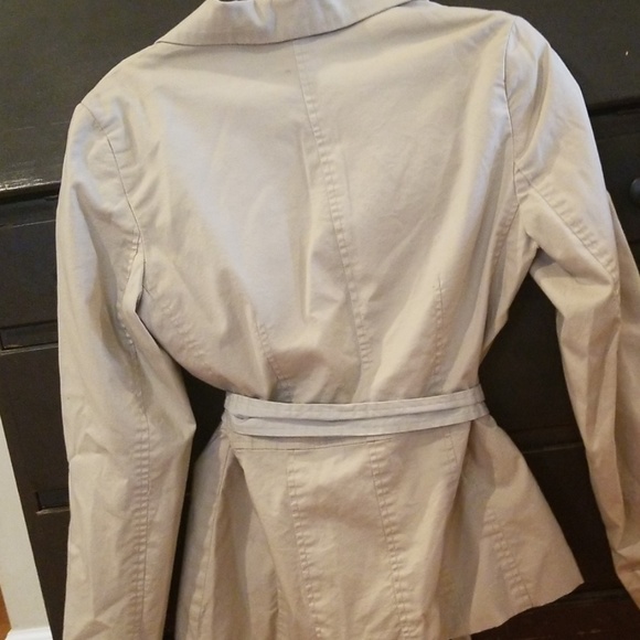 Beige jacket - Picture 2 of 2